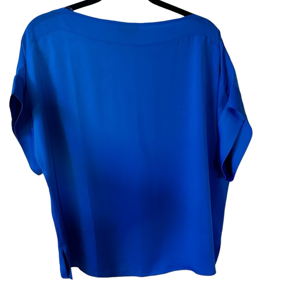 NWT | The Limited | Women’s blue blouse in size medium
